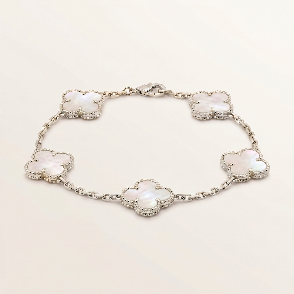 Vintage Alhambra 5 Motifs Mother of Pearl Bracelet