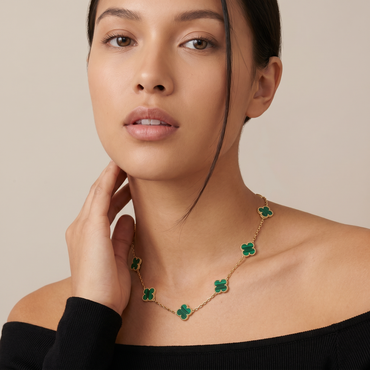 Vintage Alhambra Malachite 10 Motifs Necklace