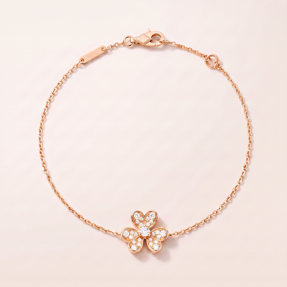 Frivole Pavé Diamonds Bracelet