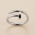Juste Un Clou Ring