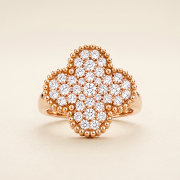 Magic Alhambra Pavé Diamonds Clover Ring