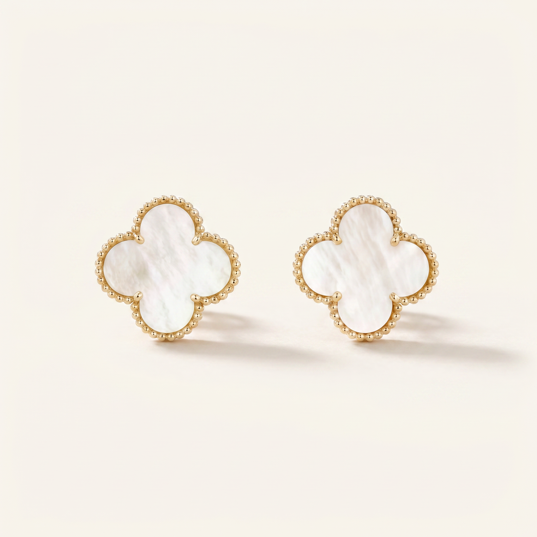 Magic Alhambra Pearl Earrings