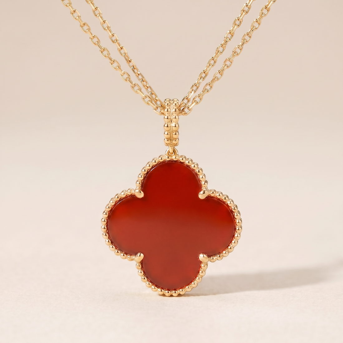 Magic Alhambra One Motif Carnelian Clover Necklace
