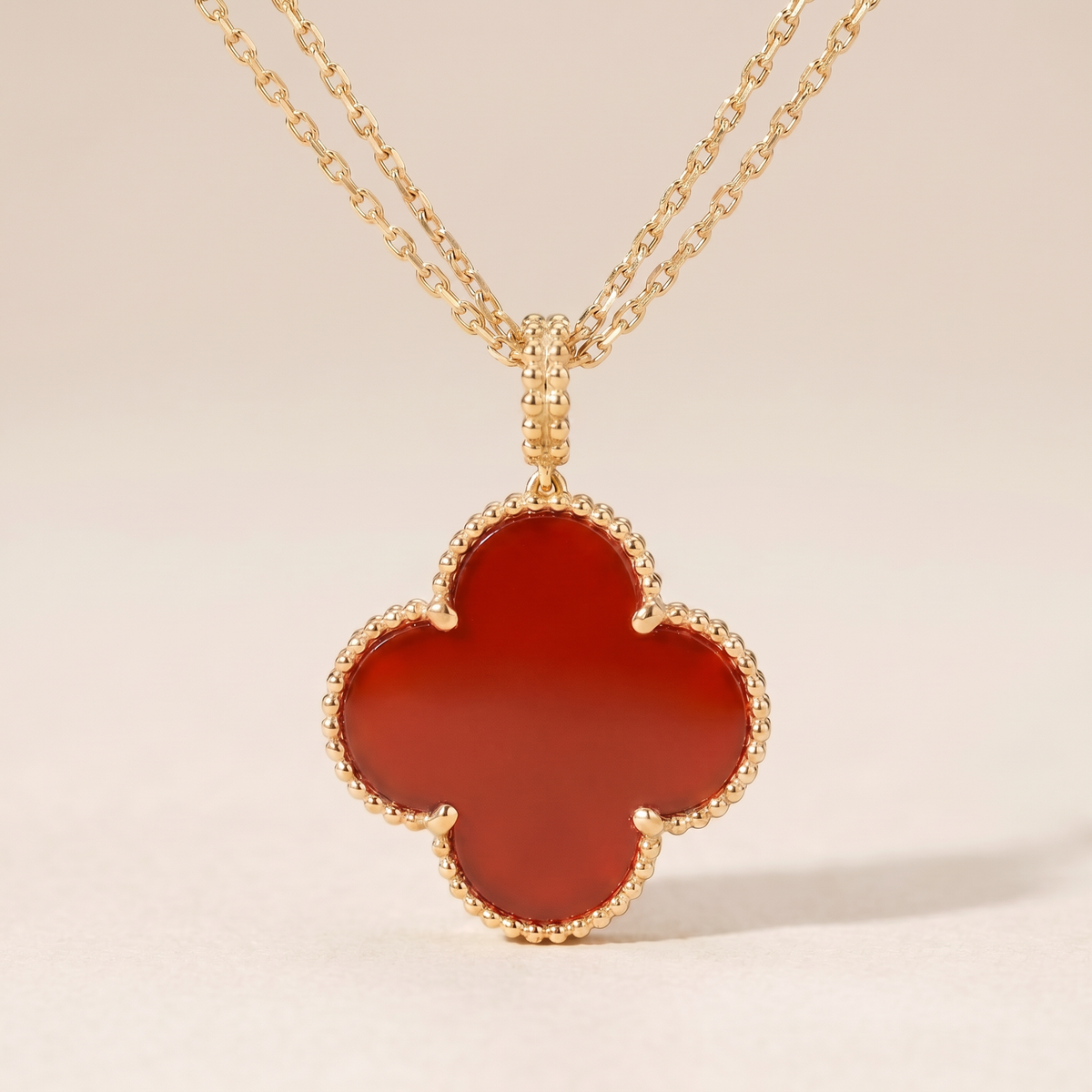 Magic Alhambra One Motif Carnelian Clover Necklace