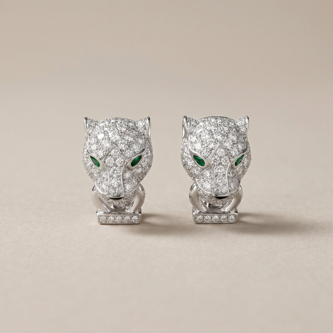 Panthère De Stud Pavé Diamonds Earrings