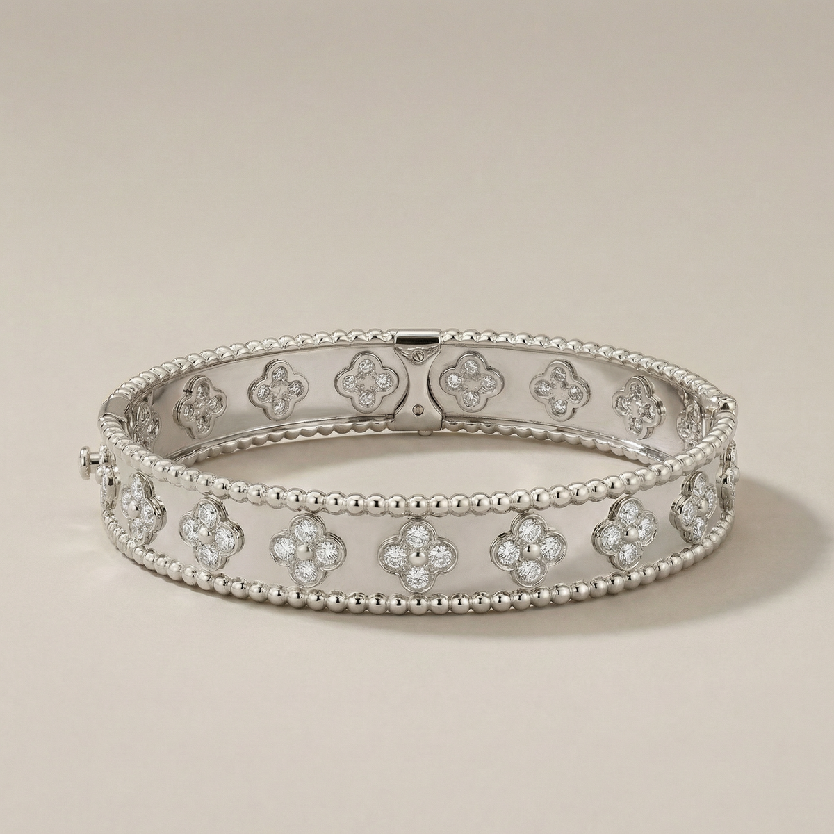 Perlée Clovers Small Pavé Bracelet