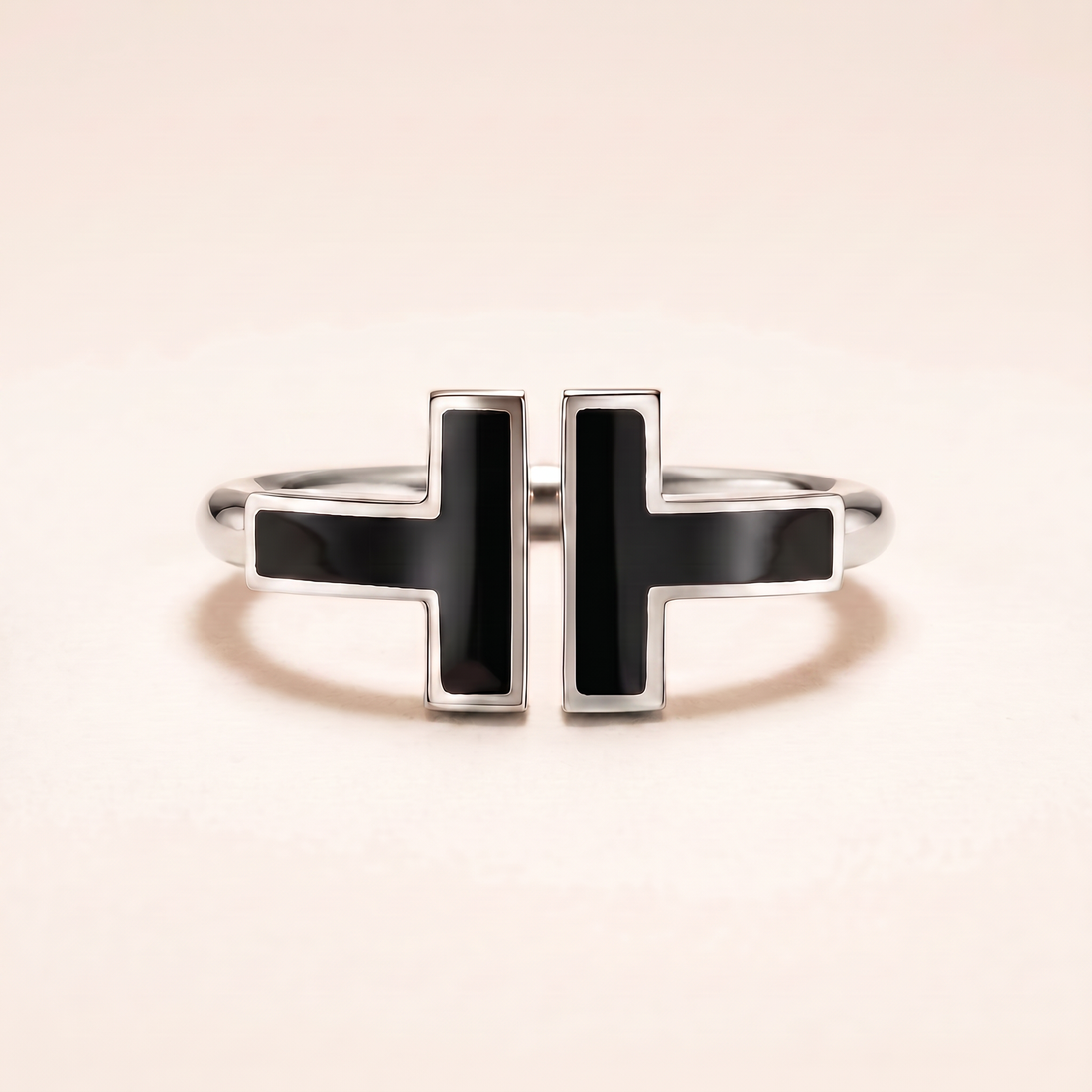 T Black Onyx Wire Ring