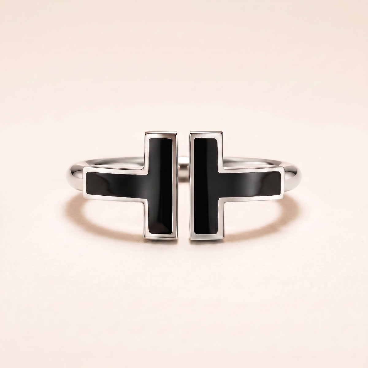 T Black Onyx Wire Ring
