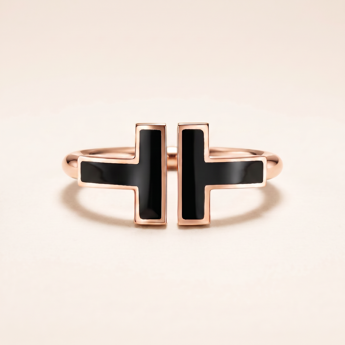 T Black Onyx Wire Ring