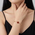 Vintage Alhambra Fluted And Carnelian Clover 5 Motifs Bracelet